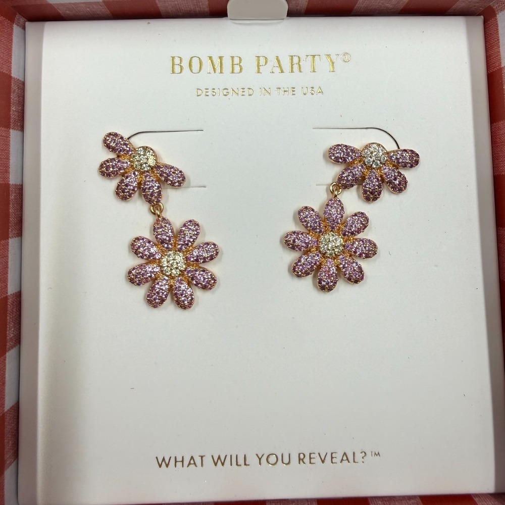Bomb Party He Loves Me He‎ Loves Me Not Earrings RBP6091B Rose Gold Plated